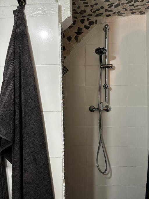 Le Cosy'Ppart - Easylife Apartment Bourgoin-Jallieu ภายนอก รูปภาพ